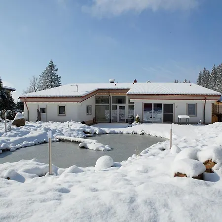 Haus Am Waldpark アパートホテル 5*